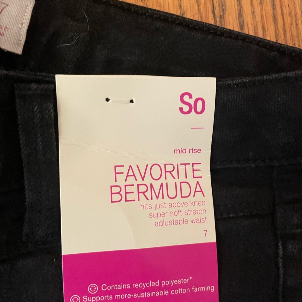 Jean shorts never worn - Picture 3 of 6